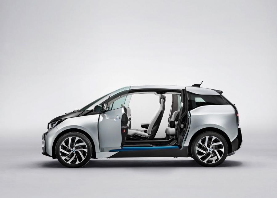  BMW i3 2014 года  (фото 190 из 240)